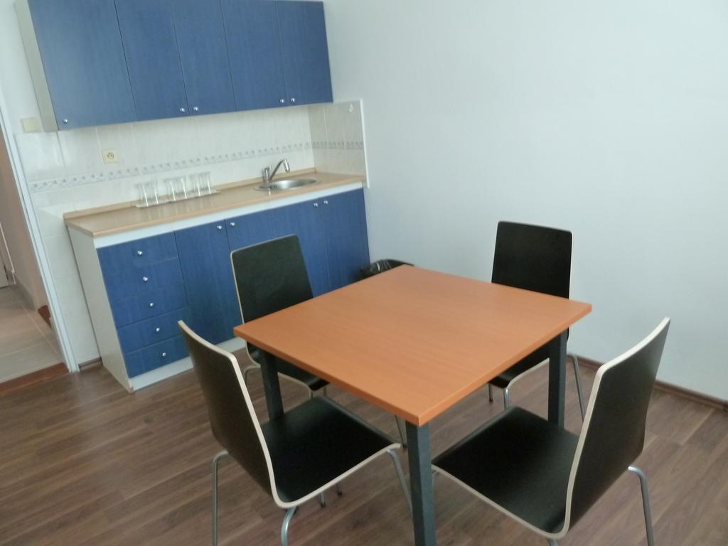 Hotel Jurki Dom Bratislava Eksteriør bilde